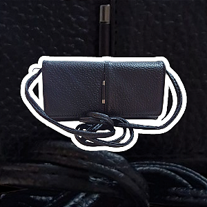 Bolsa Tiracolo Minimal Preta - Couro Legítimo Premium