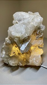 LUMINÁRIA QUARTZO CRISTAL ÚNICO