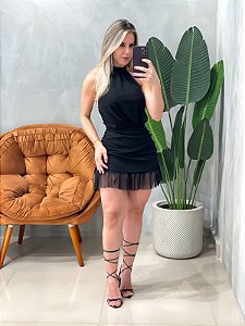 Vestido Curto em Tule Frente Única Plissado com Babado Erica Ref. 1802