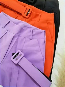 Calça Feminina em Alfaiataria Pantalona Lorena