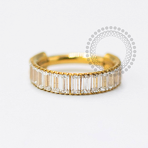 TN1656 Segmento CZ Baguetes Titanio PVD Gold