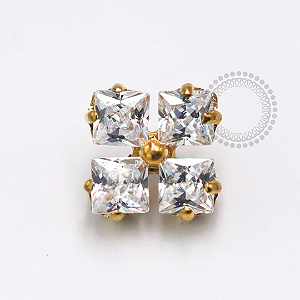 TN1663 Topo Trevo Luxo Titânio PVD Gold