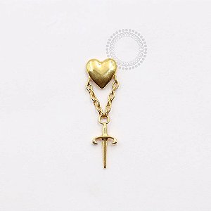 TN931 Topo Coração Pingente Espada Titânio PVD Gold
