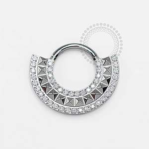 TN1263 Segmento 8mm Frontal CZ Pirâmides Titânio ASTM F136