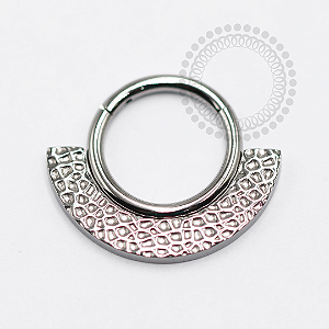 TN1364 Segmento 8mm Leque Martelado Titânio ASTM F136