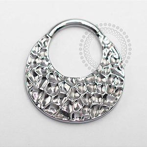 TN1382 Segmento Martelado Frontal Titânio ASTM F136