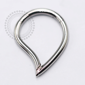 TN1397 Segmento Gota Vazada Titânio ASTM F-136