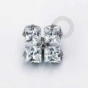 TN1662 Topo Trevo Quadrado CZ  Titânio ASTM F-136