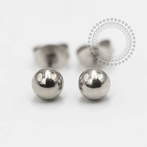 TN1723 Brinco Esfera Tarraxa Borboleta Titânio ASTM F136