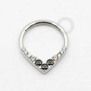 TN616 Segmento Frontal V Cravejado Titânio ASTM F136