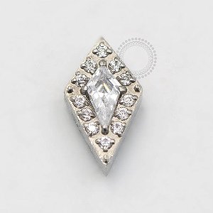 TN724 Topo Losango Cravejado CZ Titânio ASTM F136