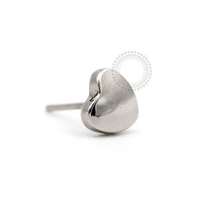 TN777 Topo Coração Push Pin Liso Titânio ASTM F136