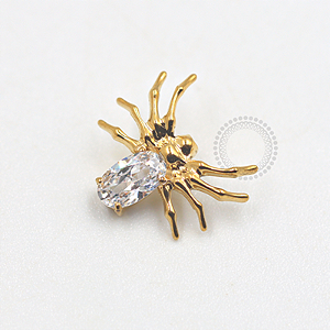 TN677 Topo Big Aranha CZ Titanio PVD Gold