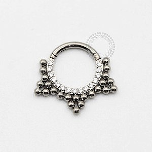 TN438 Segmento Cravejado Frontal Esferas Titânio