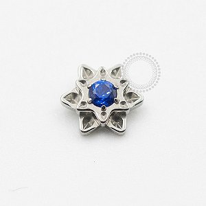 TN633 Topo Flor Lótus CZ Safira Titânio ASTM F136