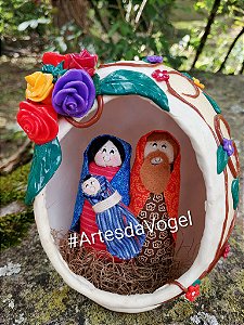 Sagrada Família no ovo de avestruz