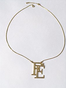 Colar Fé Cravejado Dourado