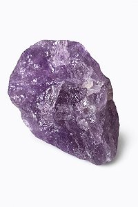 Ametista Bruta – Transmutação, Intuição e Conexão Espiritual