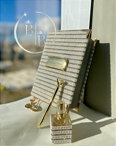 KIT BÍBLIA DE ESTUDO MULHER SÁBIA COM MANTA EM PEDRARIA