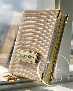 BÍBLIA SAGRADA ARC JOÃO ALMEIDA - CAPA PERSONALIZADA MANTA EM PEDRARIAS