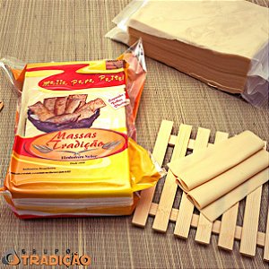 Fardo 4 und Massa de Pastel 17x26 com 50 Folhas