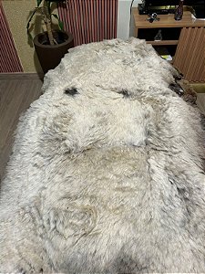 Pelego Cinza Natural para Decoração e Conforto