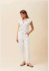 CALÇA VOAR EM MALHA FLOW COM AMARRAÇÃO FRONTAL OFF WHITE