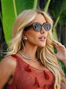 Óculos de Sol Feminino DNY Retangular Acetato Preto Degradê / Vinho Transparente – Elegância Refinada