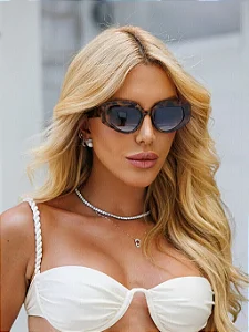 Óculos de Sol Feminino DNY Zuri Retangular Acetato Preto Degradê / Hastes - Marrom Camuflado