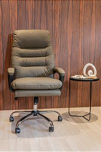 Cadeira Lumo Executiva Ergonômica com Encosto Alto e Base Giratória