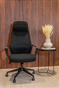 Cadeira Nero em Tela para Escritório com Ajustes Completos