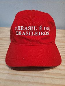 Boné O Brasil é dos Brasileiros - vermelho