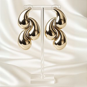 Brinco Tri Gotas Orgânicas Prateado Elegante Com Banho de Verniz