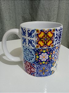 Caneca em Porcelana Branca Azulejo Português 325ml