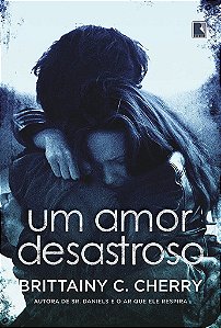 Livro Amor Desastroso, Um - Cherry