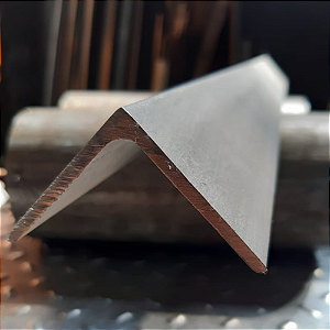 Cantoneira Aço Inox 304 – 3/4 x 1/8