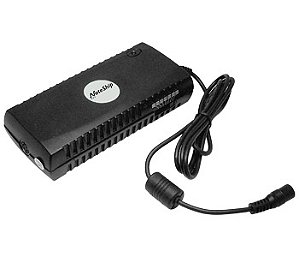 FONTE UNIVERSAL VEICULAR PARA NOTEBOOK   0826