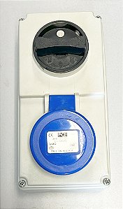 TOMADA C/ BLOQUEIO MECANICO / COM CHAVE INDUSTRIAL 2P+T