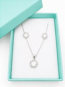 Conjunto Flor Cravejado