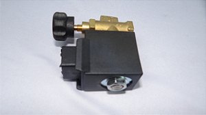 VALVULA SOLENOIDE 1/4 C/REGULAGEM 220/230V 50/60HZ 120°C