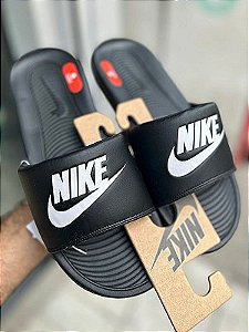 Chinelo Slide Nike Victory Preto