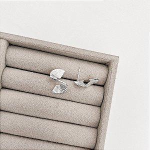 Brinco Curva Riscada 17mm em Prata 925