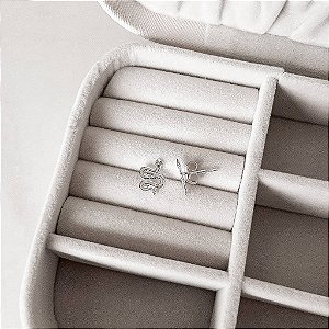 Brinco Cobra 12mm com Detalhe em Zircônia em Prata 925