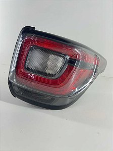 Lanterna Fiat Strada Lado Direito 2022 A 2025