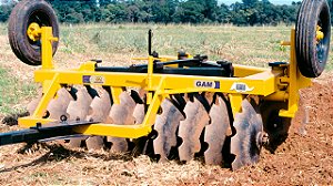 GAM – Grade Aradora Mecânica