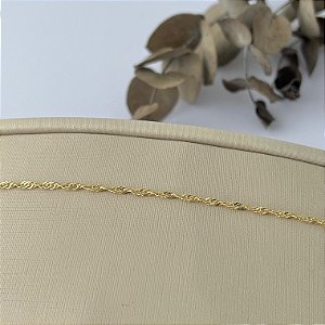 Tornozeleira em banho de ouro 18k modelo malha fina
