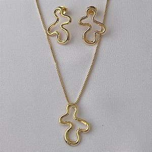 Conjunto orgânico vazado em banho de ouro 18k
