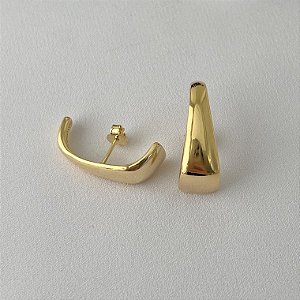 Brinco EAR-HOOK liso em banho de ouro 18k