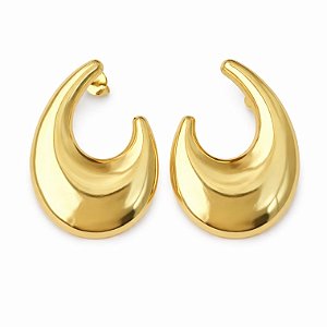 Brinco oval formato U em banho de ouro 18k