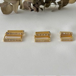 Trio de argolas quadradas cravejadas em banho de ouro 18k